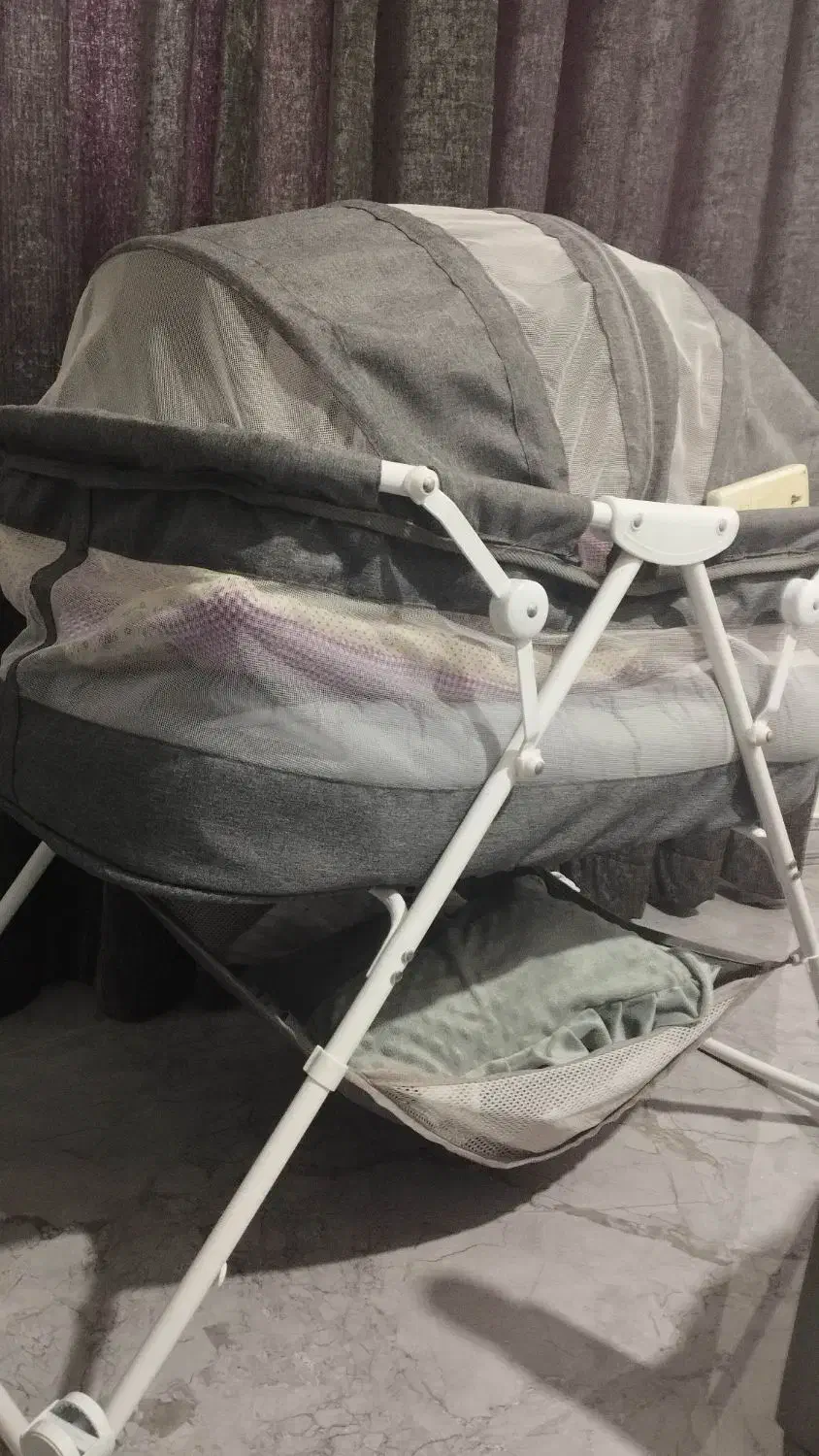 تخت کودک کنار تخت مادر|تخت و صندلی بچه|رشت, سیا اسطلخ|دیوار