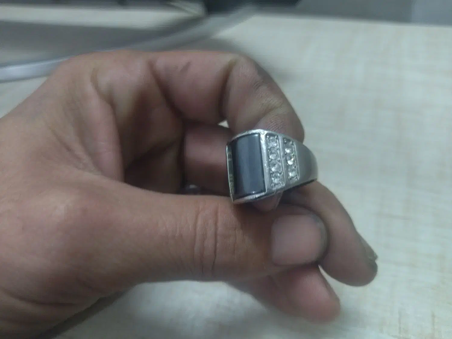 انگشتر نقره قدیم فیروزه وعقیق مشکی نگین کاری شده|جواهرات|سرخه, |دیوار