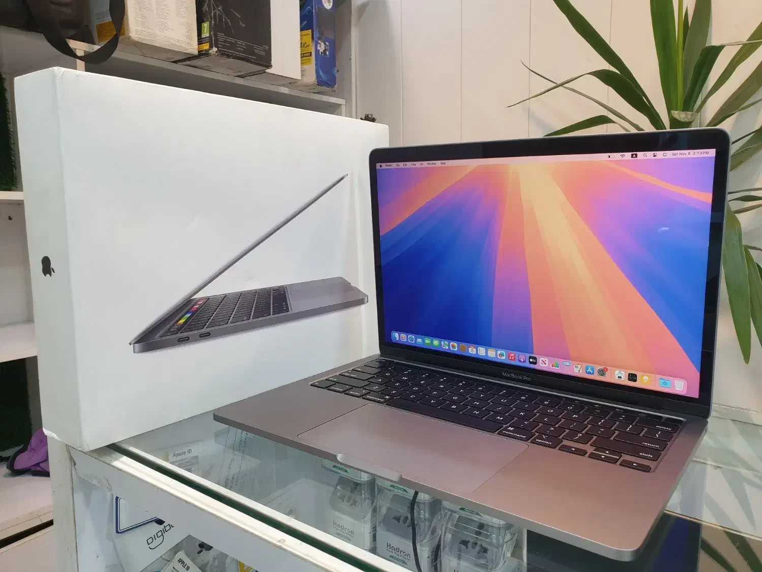 مک بوک 2020 سایکل 2 بار شارژ  « مشابه آکبند »|رایانه همراه|کرج, گوهردشت|دیوار