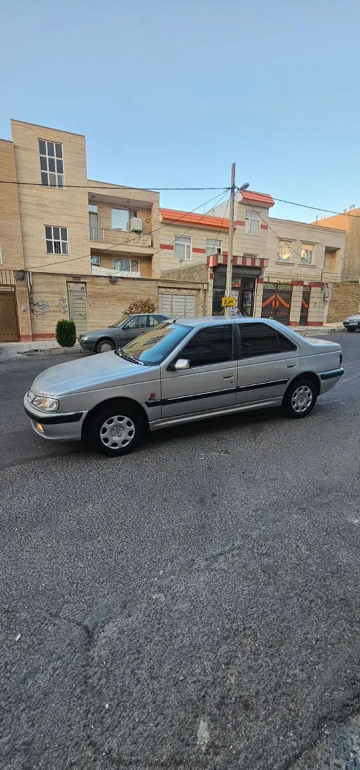 پژو پارس مدل ۸۳ دو برگ سند در حد بیرنگ بسیار تمیز|خودرو سواری و وانت|زنجان, |دیوار