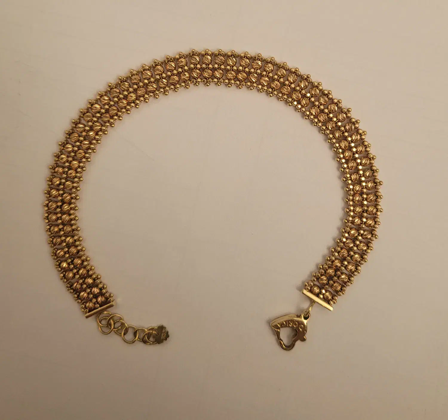 دستبند طلای البرنادو|جواهرات|رشت, دروازه لاکان|دیوار