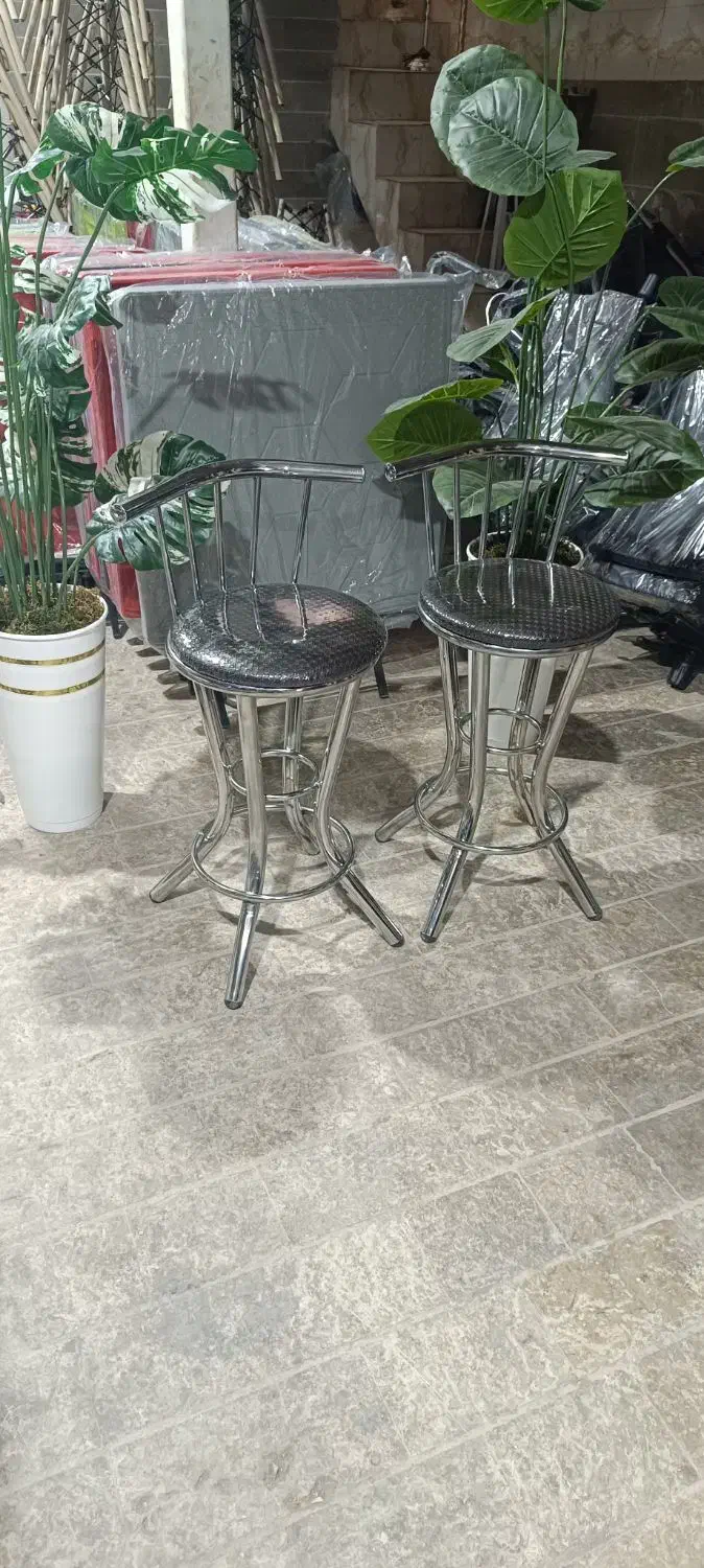 صندلی اپن فلزی پایه گلدانی|صندلی و نیمکت|شیراز, سهل‌آباد|دیوار