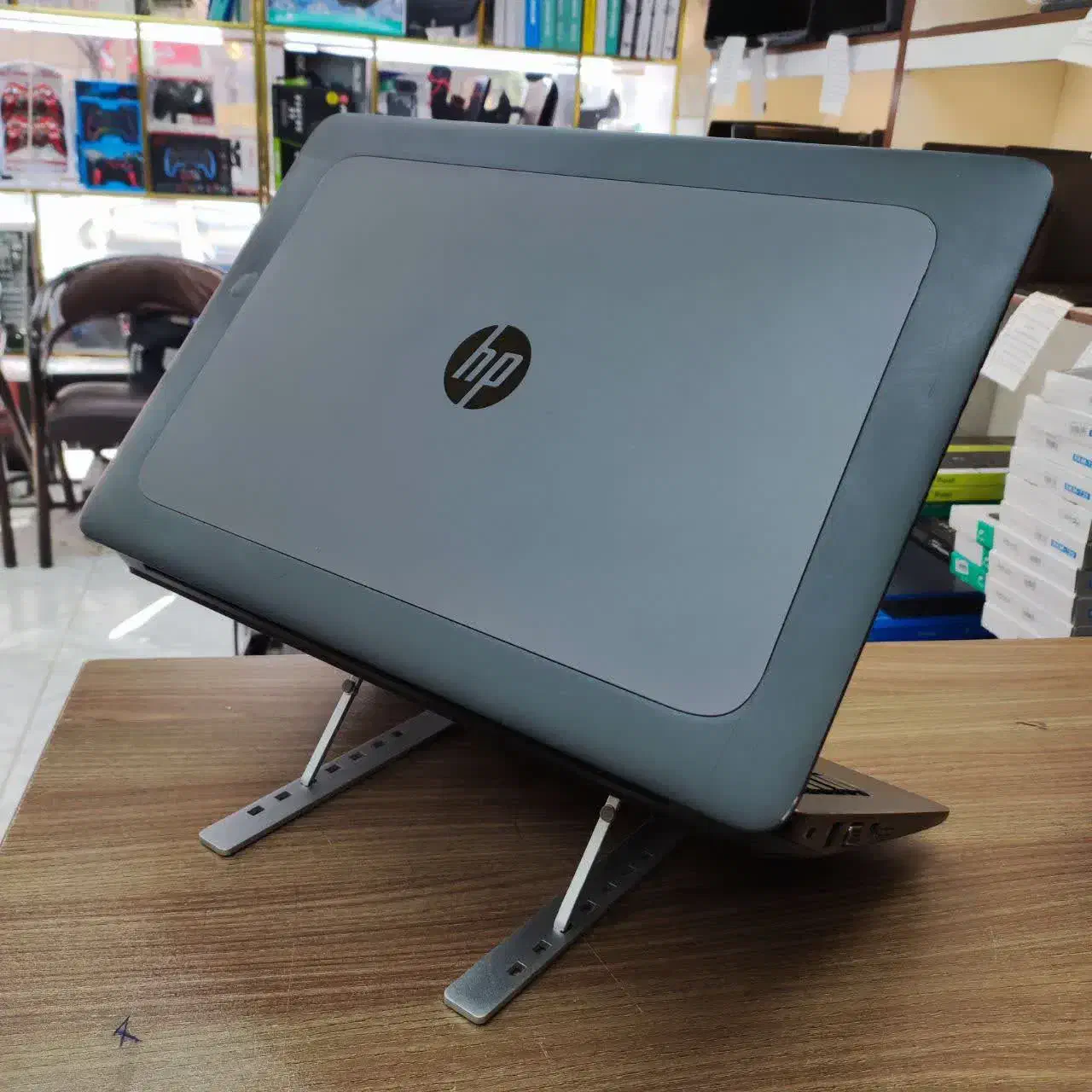 لپ تاپ Hp  مدل Zbook 15 G4 چهار گیگ گرافیک|رایانه همراه|اصفهان, قلعه طبره|دیوار