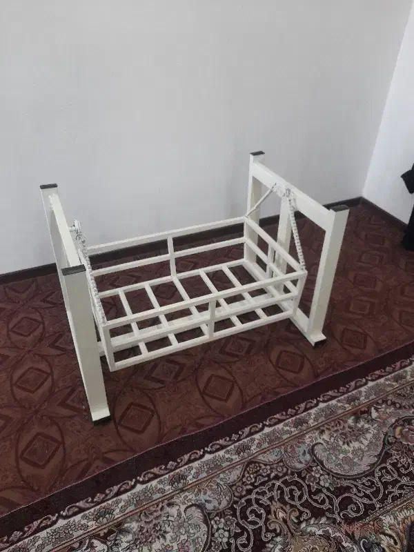 گهواره|تخت و صندلی بچه|گنبد کاووس, |دیوار