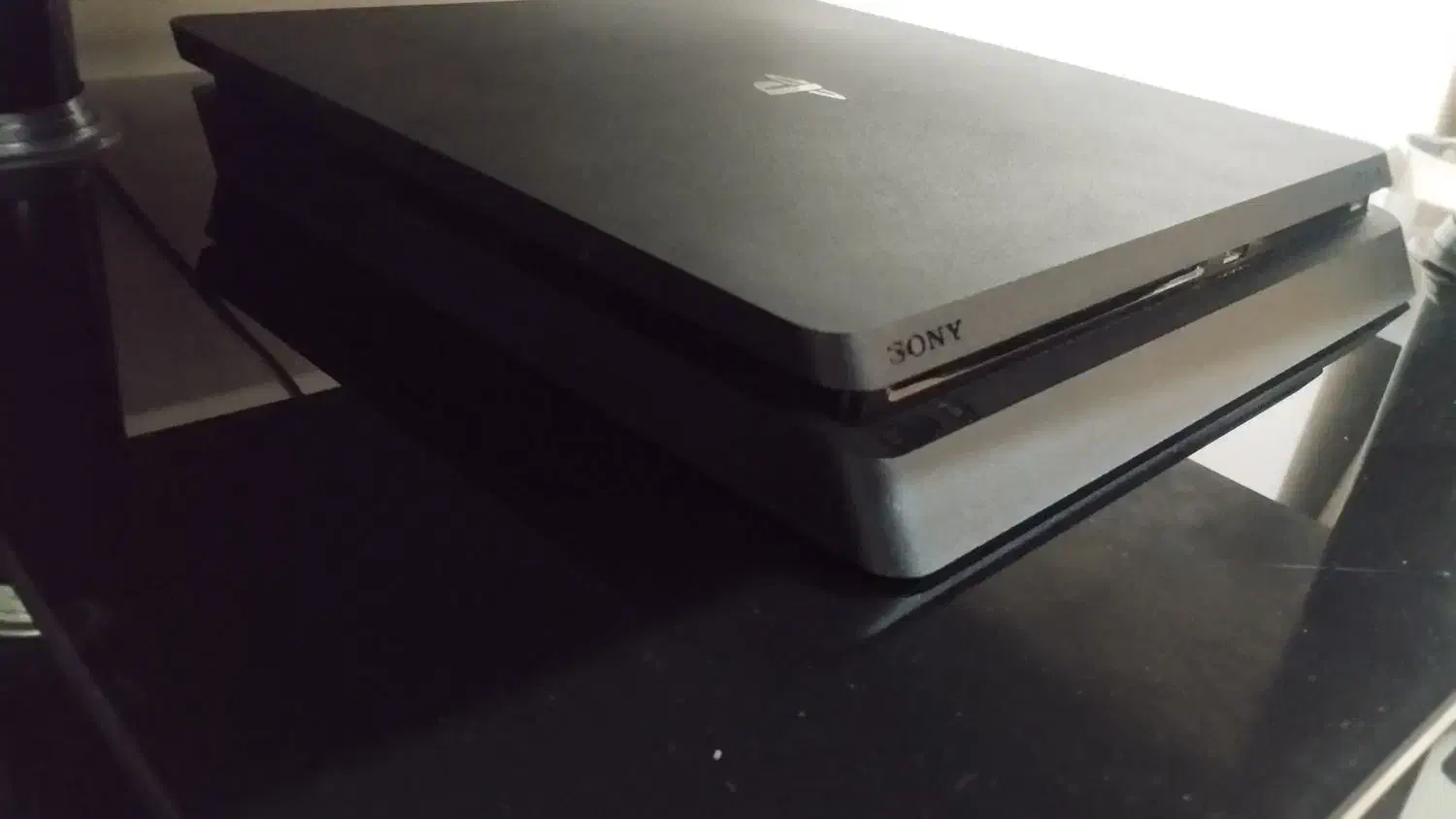 پی اس فور درحد نو کلا۲سال استفاده شده|کنسول، بازی ویدئویی و آنلاین|اصفهان, بهارستان|دیوار