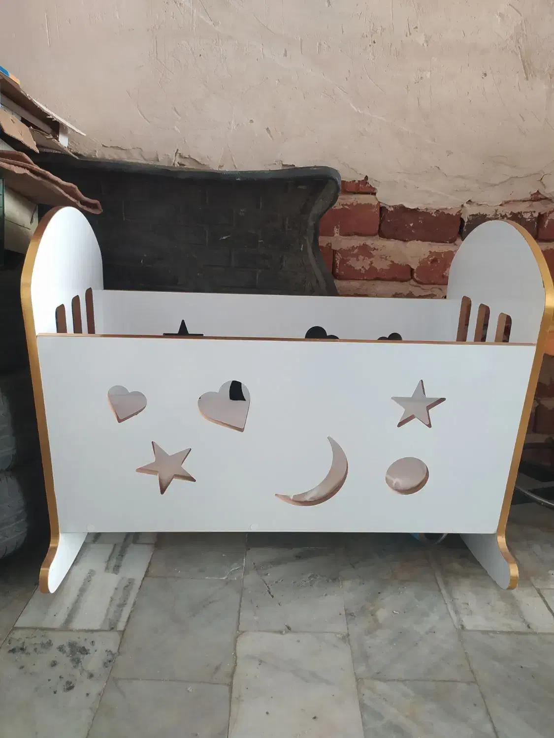 گهواره نوزادی در شهر مراغه|اسباب و اثاث بچه|مراغه, |دیوار