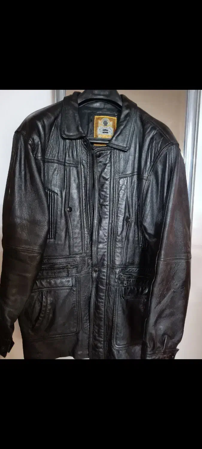 کاپشن چرم ایکس لارژ   بزرگ|لباس|رشت, فرزانه|دیوار