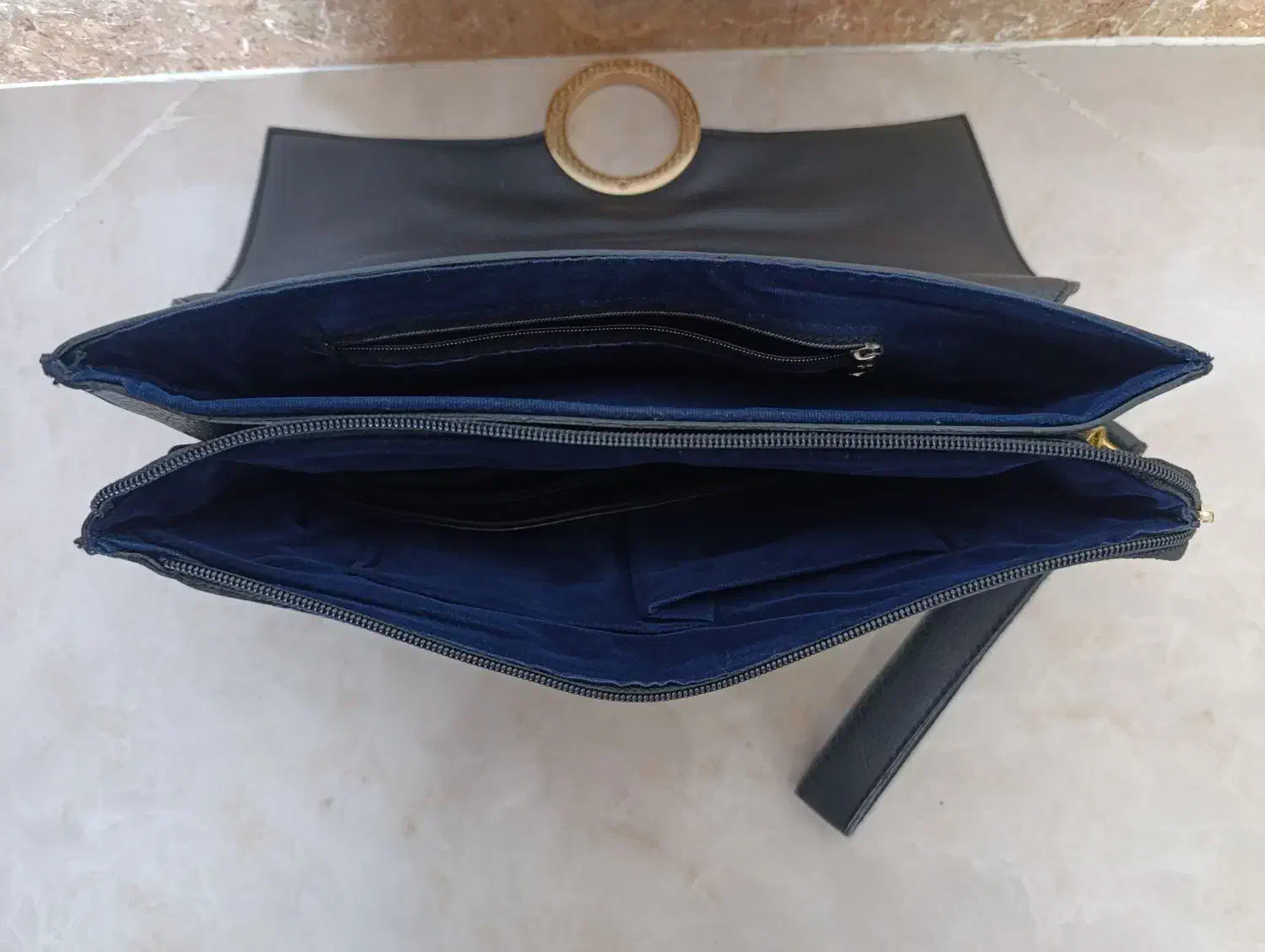 کیف|کیف، کفش، کمربند|اراک, |دیوار