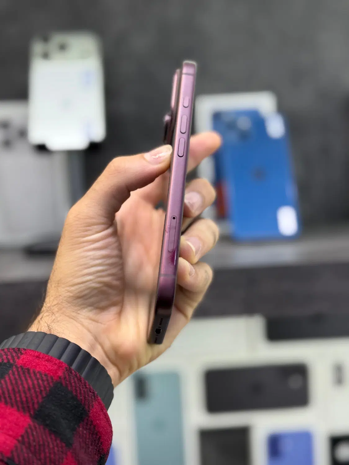 18 Pro بورگاندی رسید / 256GB / ZA / آکبند|موبایل|اصفهان, مفتح|دیوار