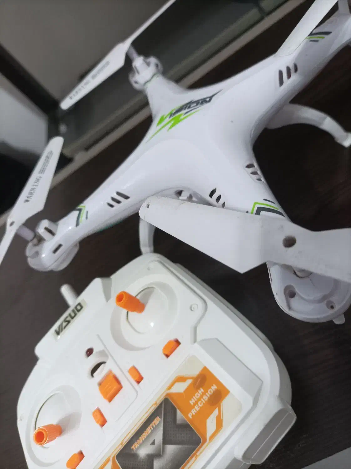 پهباد|دوربین عکاسی و فیلم‌برداری|شهرکرد, |دیوار