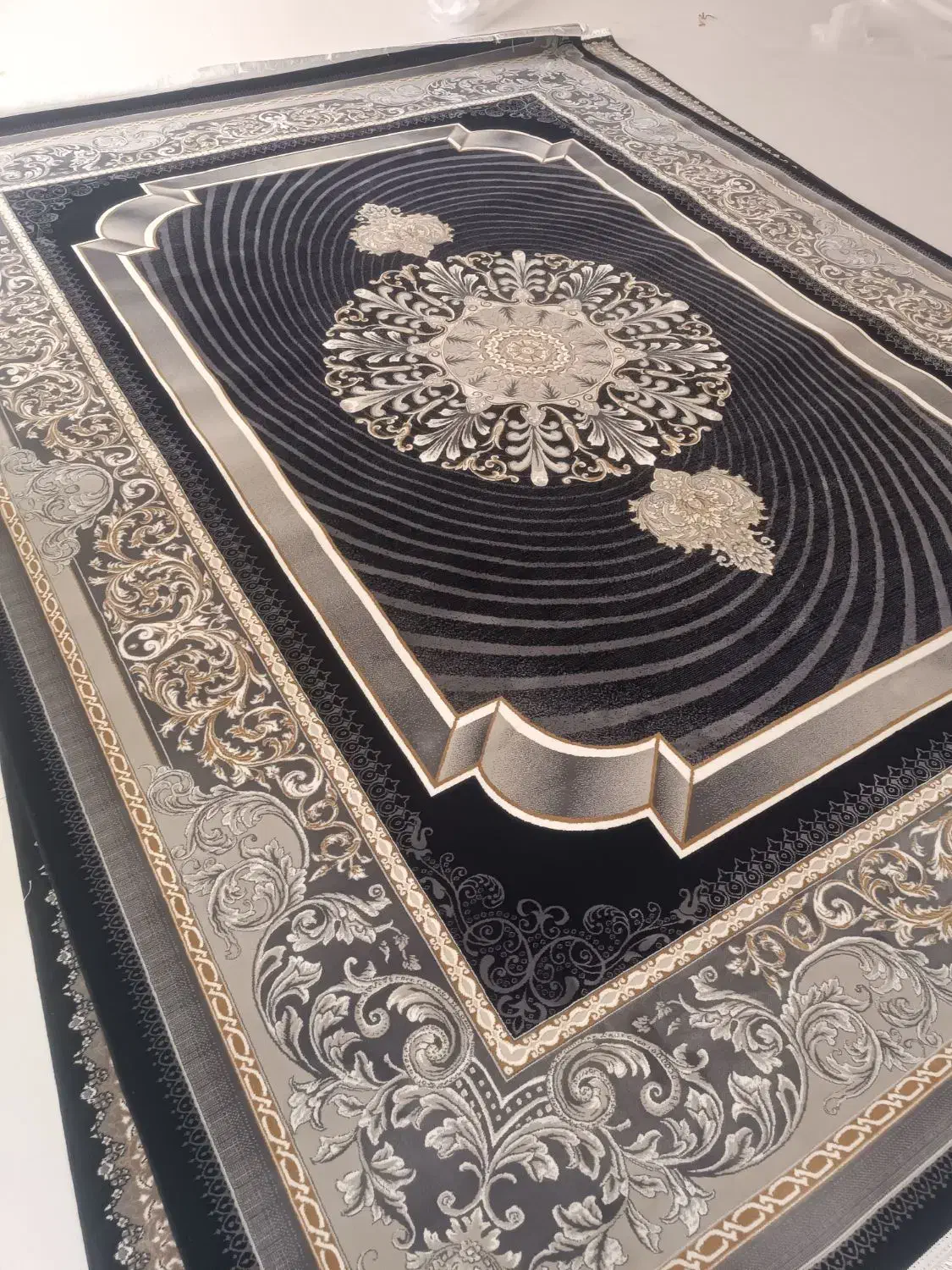 فرش فروشی سیار|فرش|چغادک, |دیوار