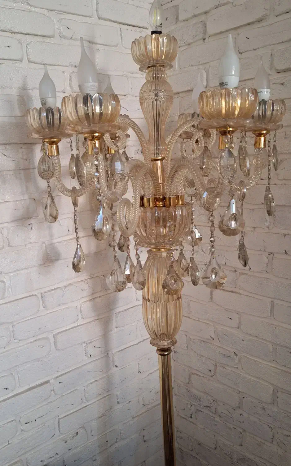 کنار سالنی|چراغ خواب و آباژور|تهران, ائمه اطهار|دیوار