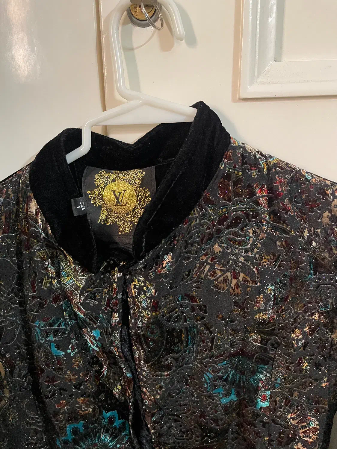 مانتو مخمل مشکی|لباس|اصفهان, عباس‌آباد|دیوار