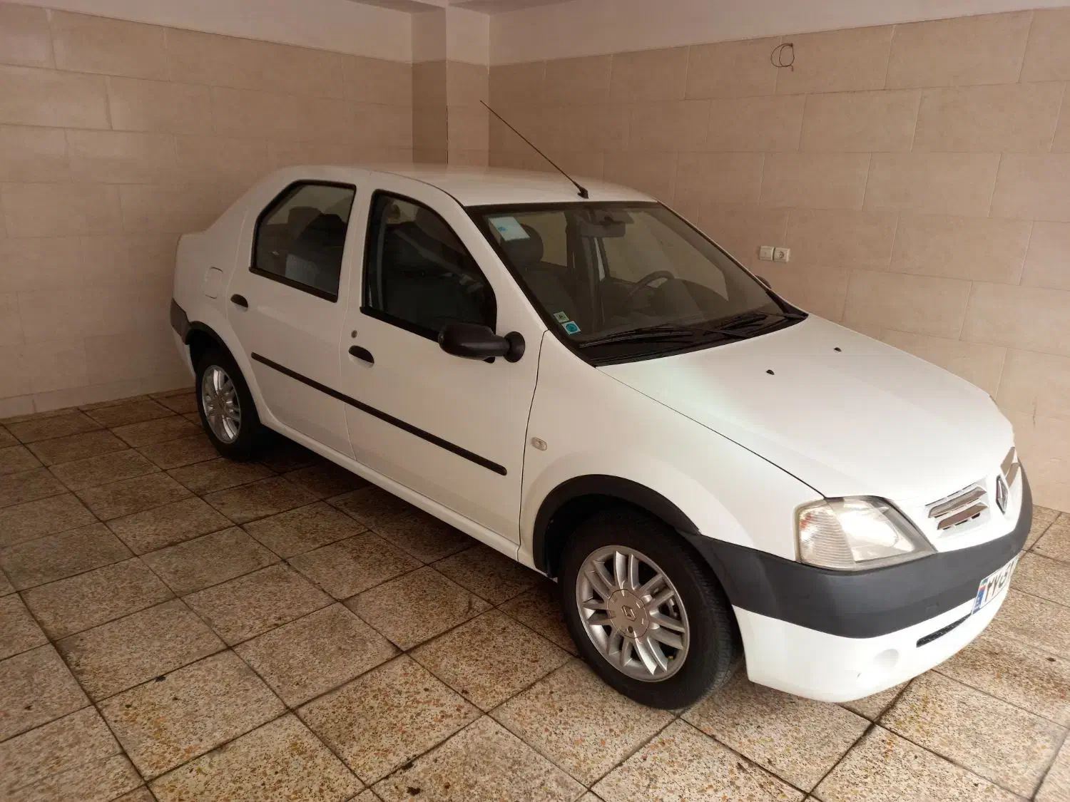 النود بیرنگ ۹۵|خودرو سواری و وانت|اندیشه, اندیشه فاز ۱|دیوار