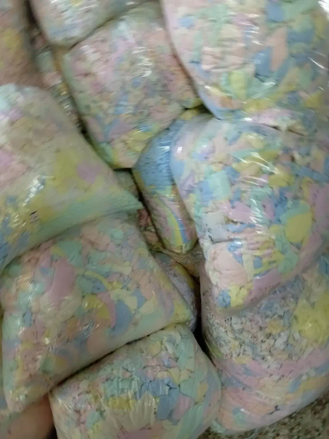 خرده پارچه و خرده برش نخ پنبه  رایگان|عمده‌فروشی|تولم شهر, |دیوار