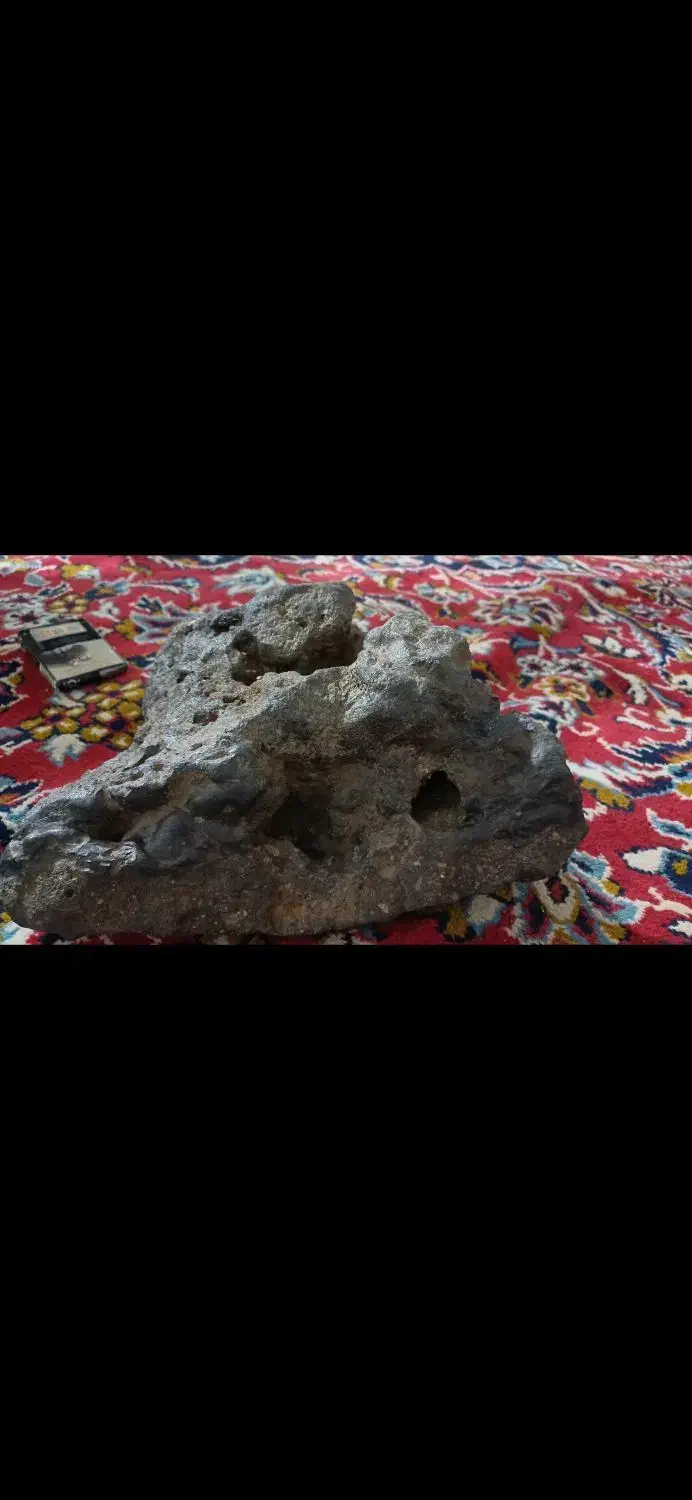 شهاب سنگ|کلکسیون اشیاء عتیقه|بهار, |دیوار