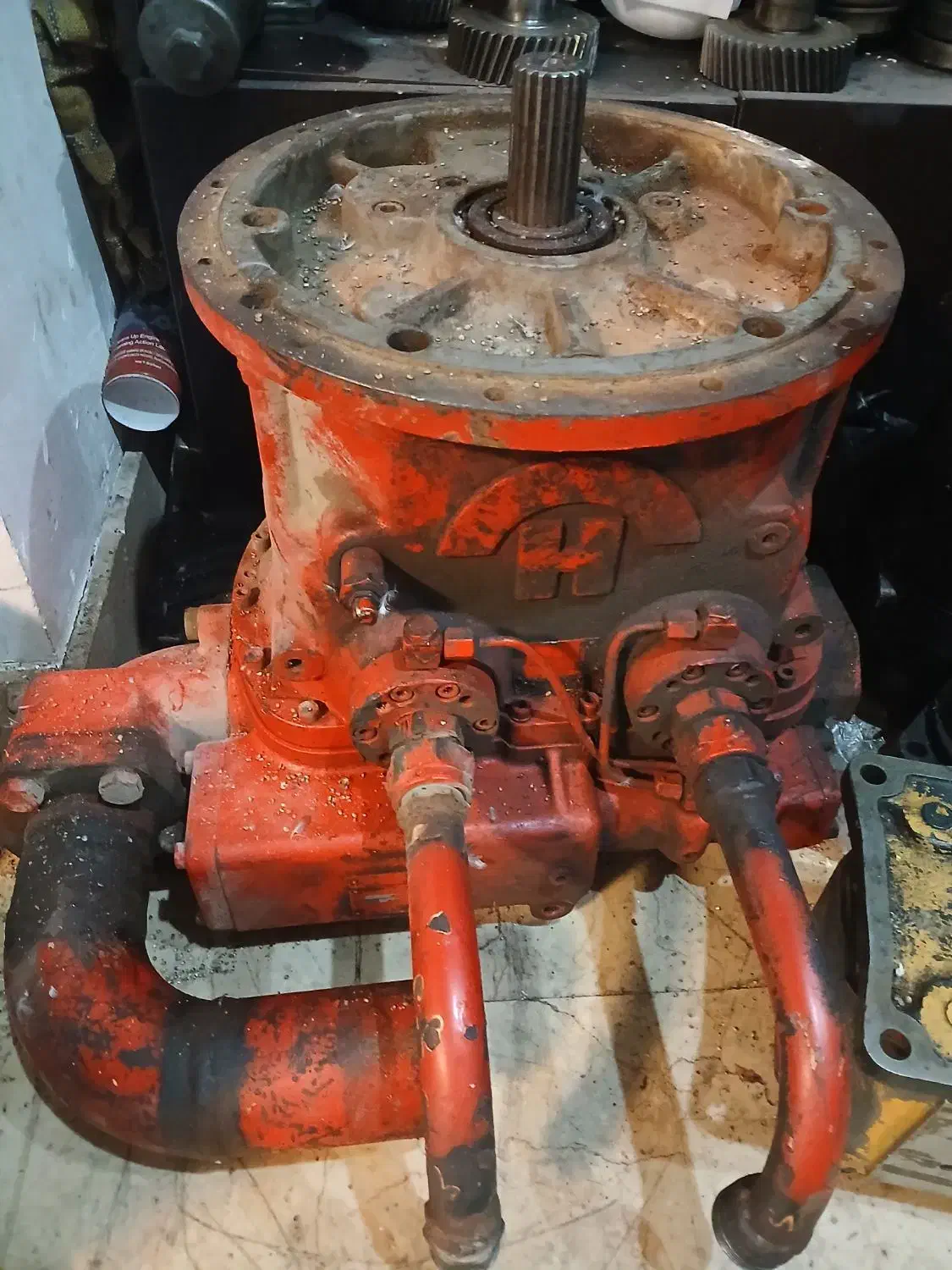 پمپ بتن موتور زمینی سایز ۵۵|ماشینآلات صنعتی|تهران, هلال احمر|دیوار