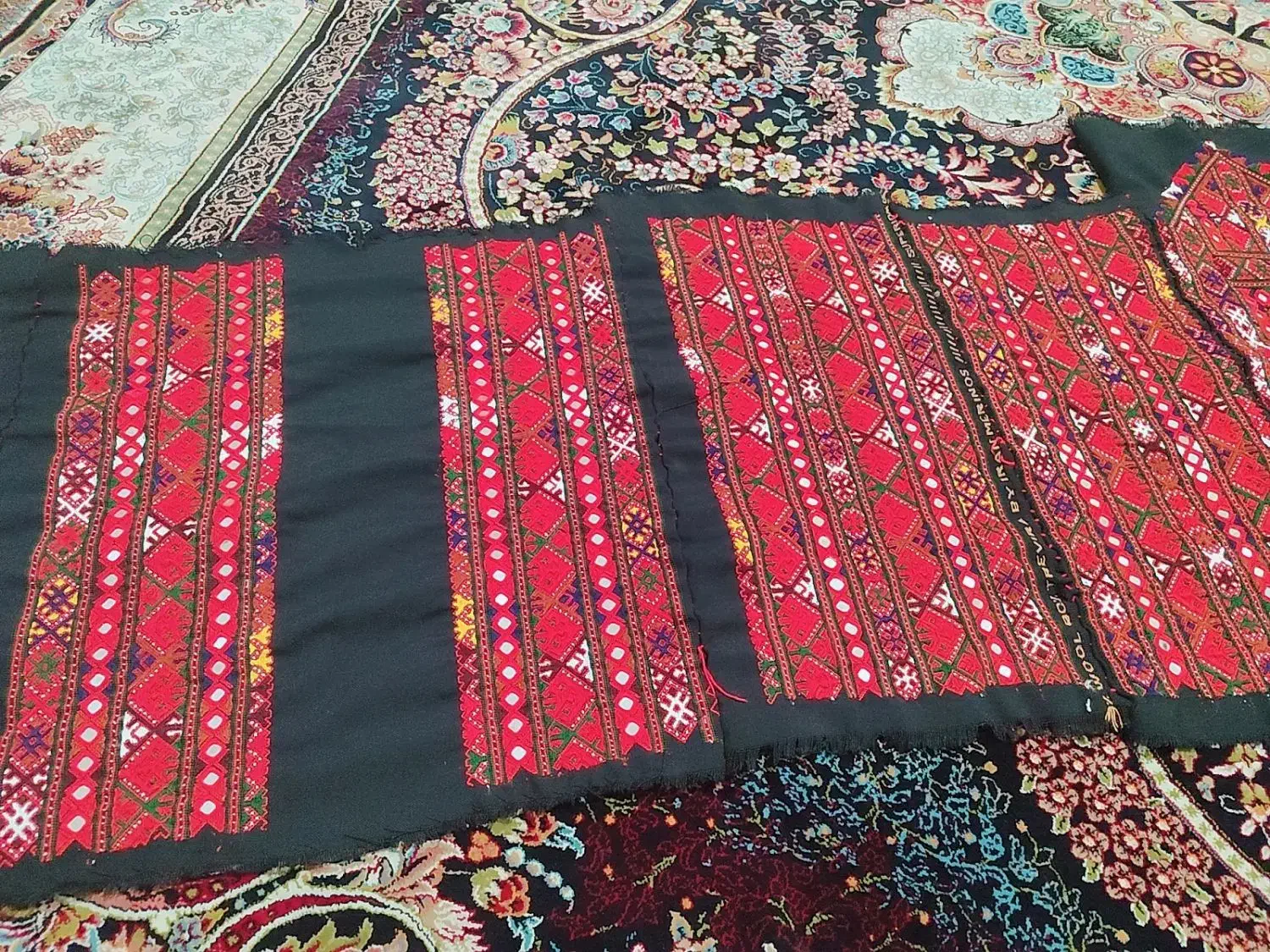 زیاستین پرکار اینه ای دوخت تضمینی|لباس|ایرانشهر, |دیوار