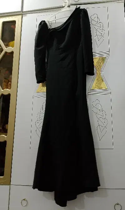 لباس شب|لباس|شادگان, |دیوار