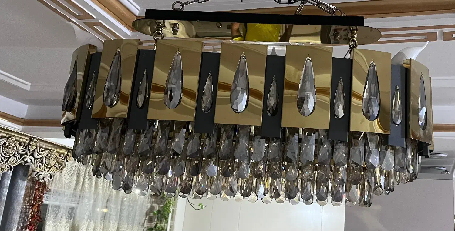 لوستر|لوستر و چراغ آویز|رباط‌کریم, رباط‌کریم|دیوار