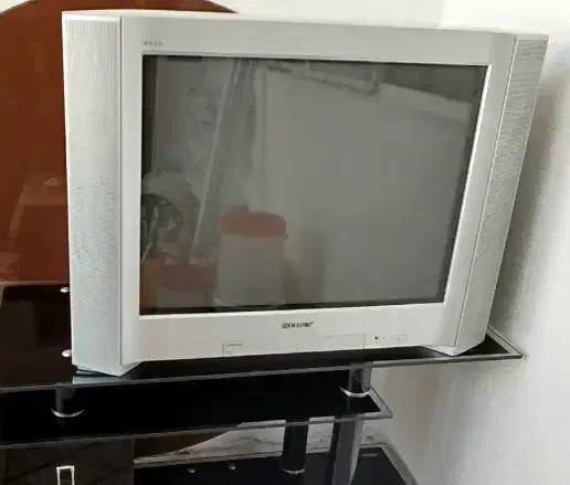 تلویزیون و زیر تلویزیون|تلویزیون و پروژکتور|پردیس, فاز ۳|دیوار