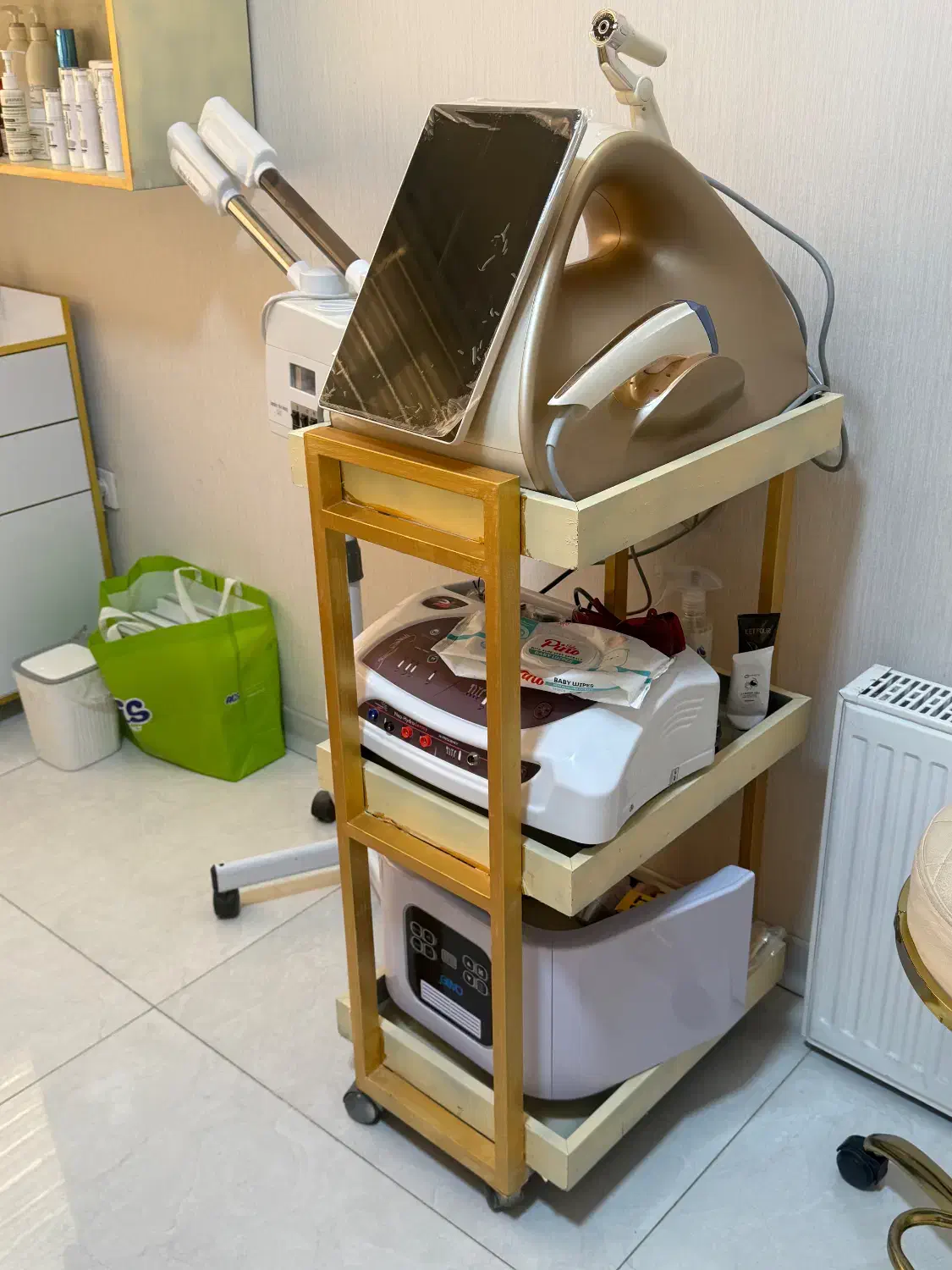 شلف،ترولی|آرایشگاه و سالنهای زیبایی|مشهد, رضاشهر|دیوار