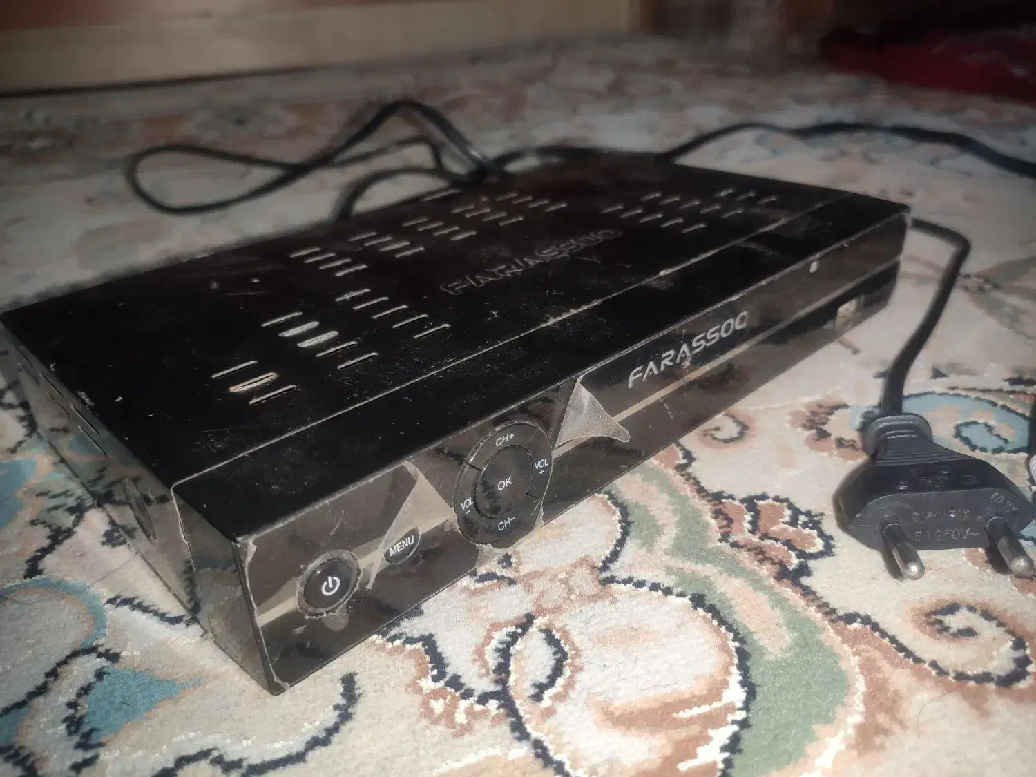 گیرنده دیجیتال فراسو|صوتی و تصویری|لاهیجان, انقلاب|دیوار