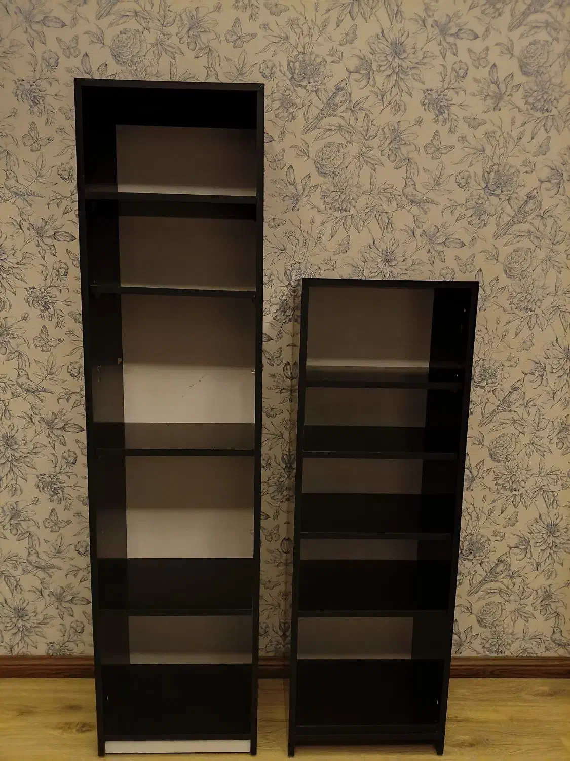 کتابخانه|کتابخانه، شلف، قفسههای دیواری|مشهد, هفت تیر (حافظ)|دیوار