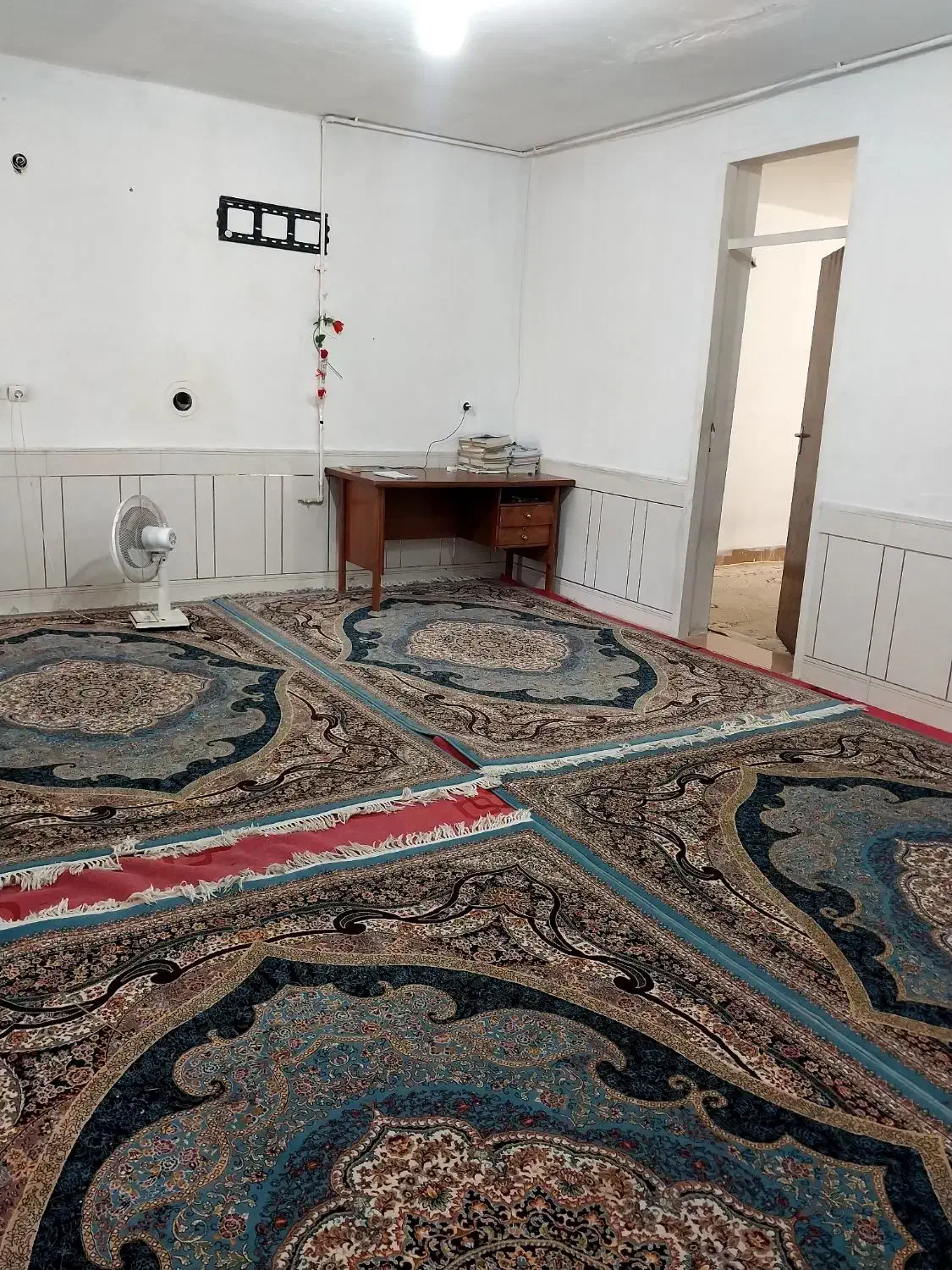 رهن و اجاره منزل مسکونی ۸۰ متر بیست متری مقر|اجارهٔ آپارتمان|شیراز, شیشه‌گری|دیوار