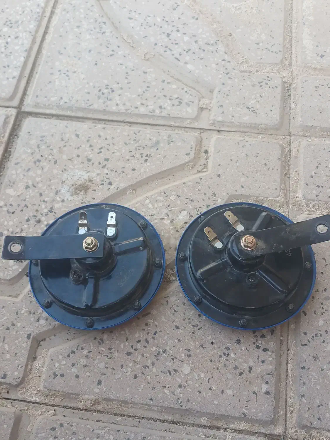 بوق موتور|قطعات یدکی و لوازم جانبی|زاوه, |دیوار