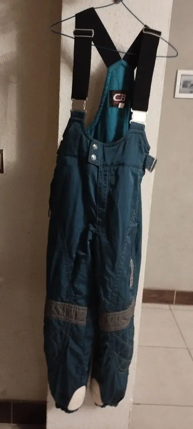 لباس اسکی و موتور سواری در سرما|کوهنوردی و کمپینگ|رشت, پستک|دیوار