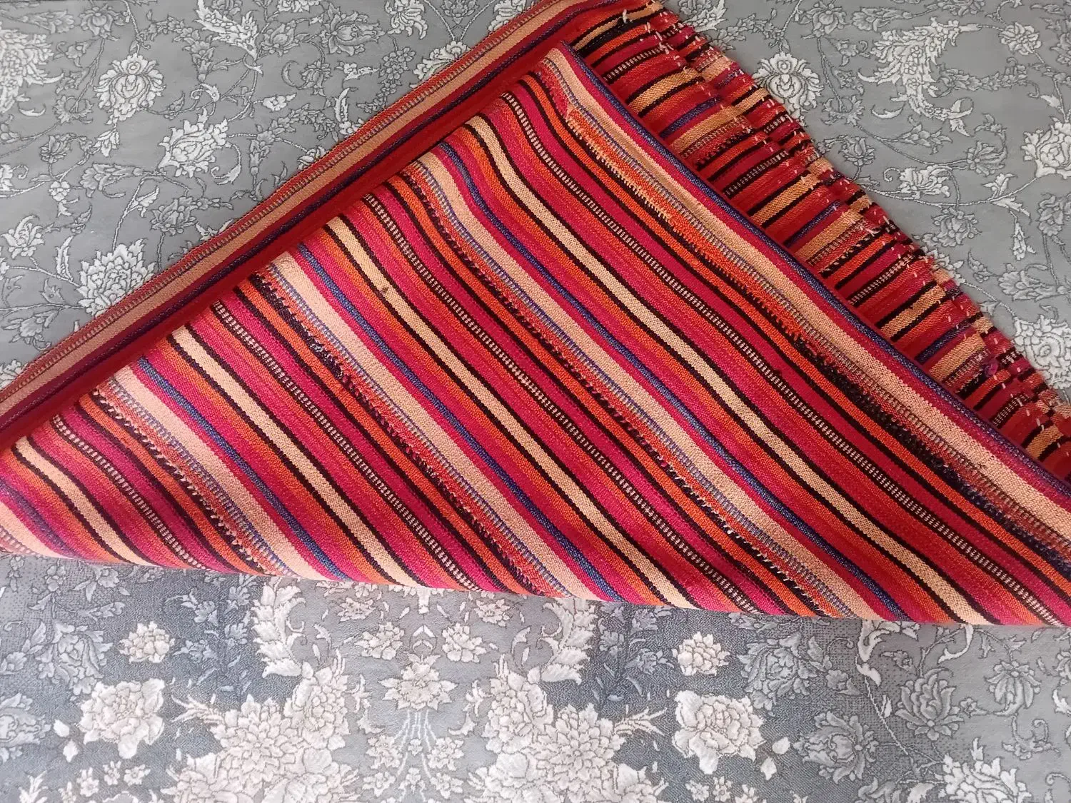 جاجیم دست بافت قدیمی|گلیم، جاجیم، گبه|اردبیل, |دیوار