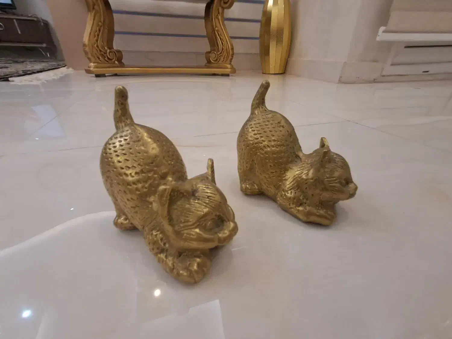 یک جفت گربه برنجی سنگین وزن|مجسمه، تندیس، ماکت|اراک, |دیوار