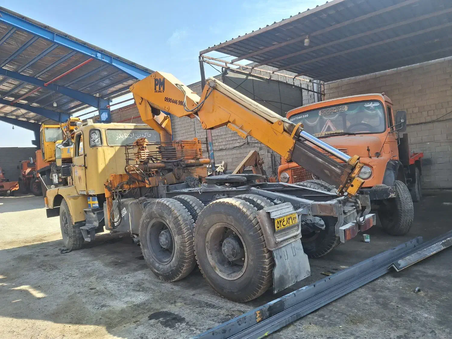 ولوو کشنده جرثقیل کارت سند جرثقیل|خودرو سنگین|شیراز, کرونی(خاتونک)|دیوار