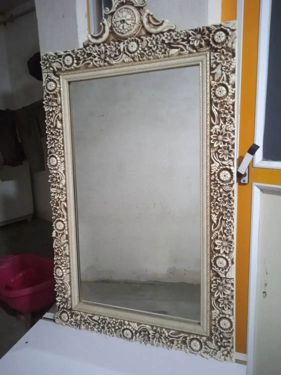 میز و ایینه|آینه|فاضل آباد, |دیوار