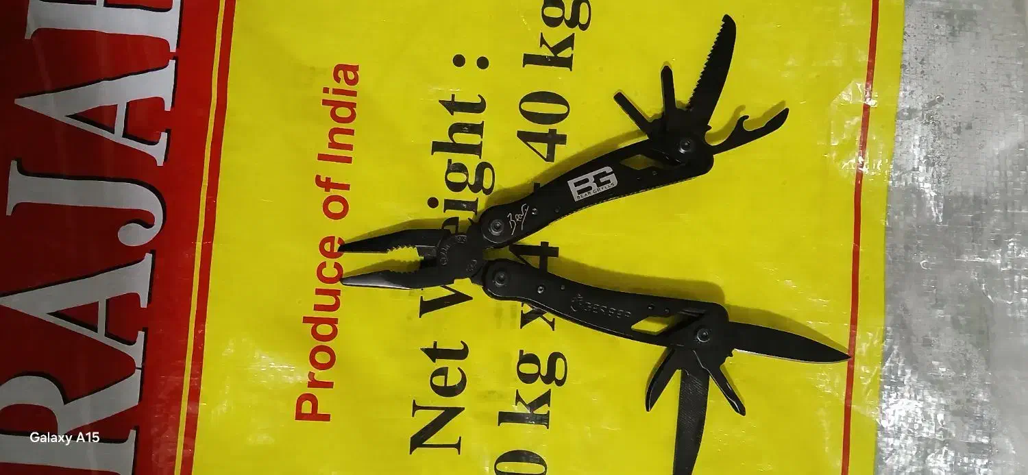 انبردست همه کاره با چندتا پیچ گوشتیو چهارسو متفاوت|کوهنوردی و کمپینگ|زنده رود, |دیوار