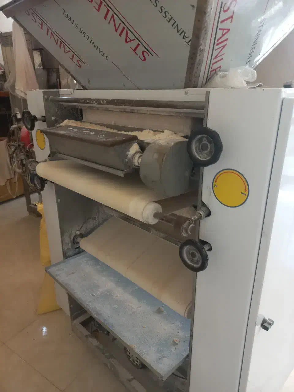 نانوایی با پروانه|فروشگاه و مغازه|فولادشهر, مسکن مهر فولادشهر|دیوار