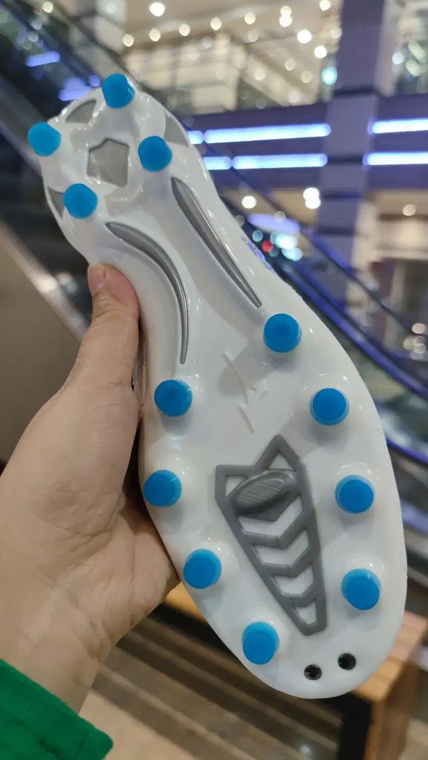 کفش فوتبالی میزانو|کیف، کفش، کمربند|اردبیل, |دیوار