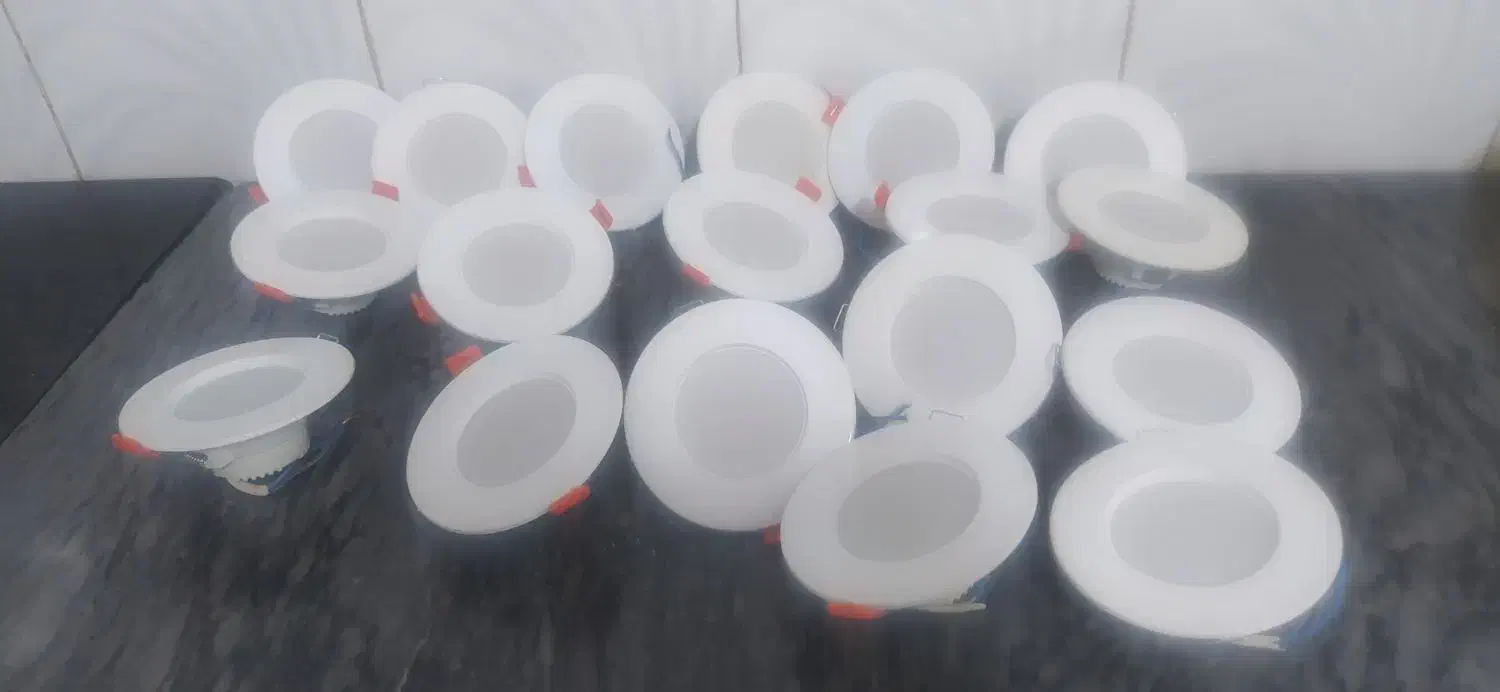 22عدد لامپ هالوژن|لامپ و چراغ|خرمآباد, |دیوار