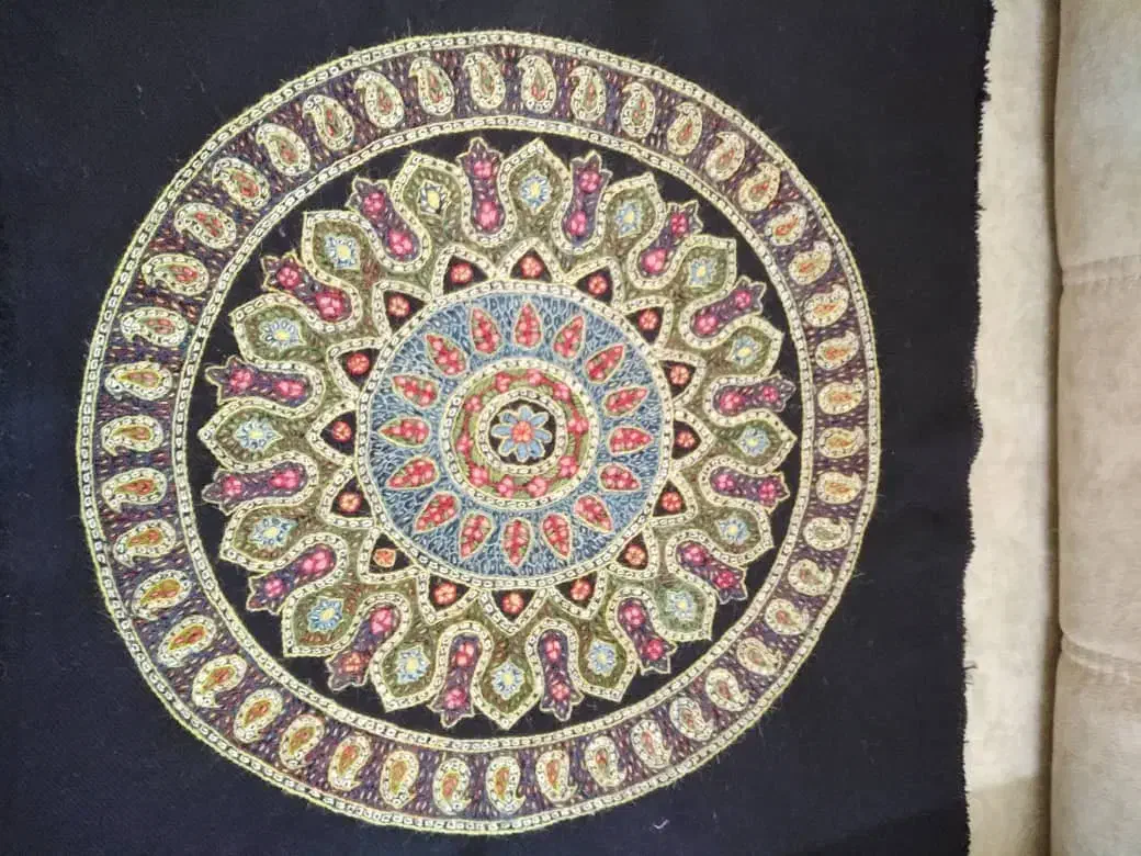 رومیزی سورمه ایی با نخ گیاهی|پرده، رانر، رومیزی|کرمان, |دیوار