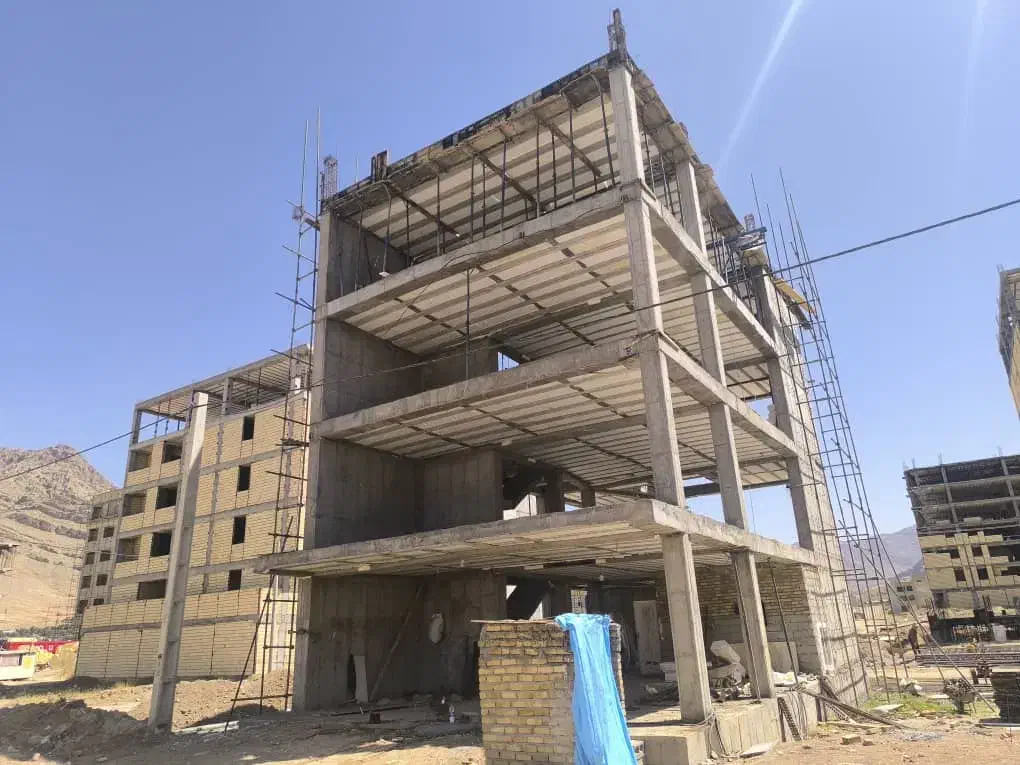 نیازمند به گروه آرماتوربندی|استخدام معماری، عمران و ساختمانی|خرمآباد, |دیوار