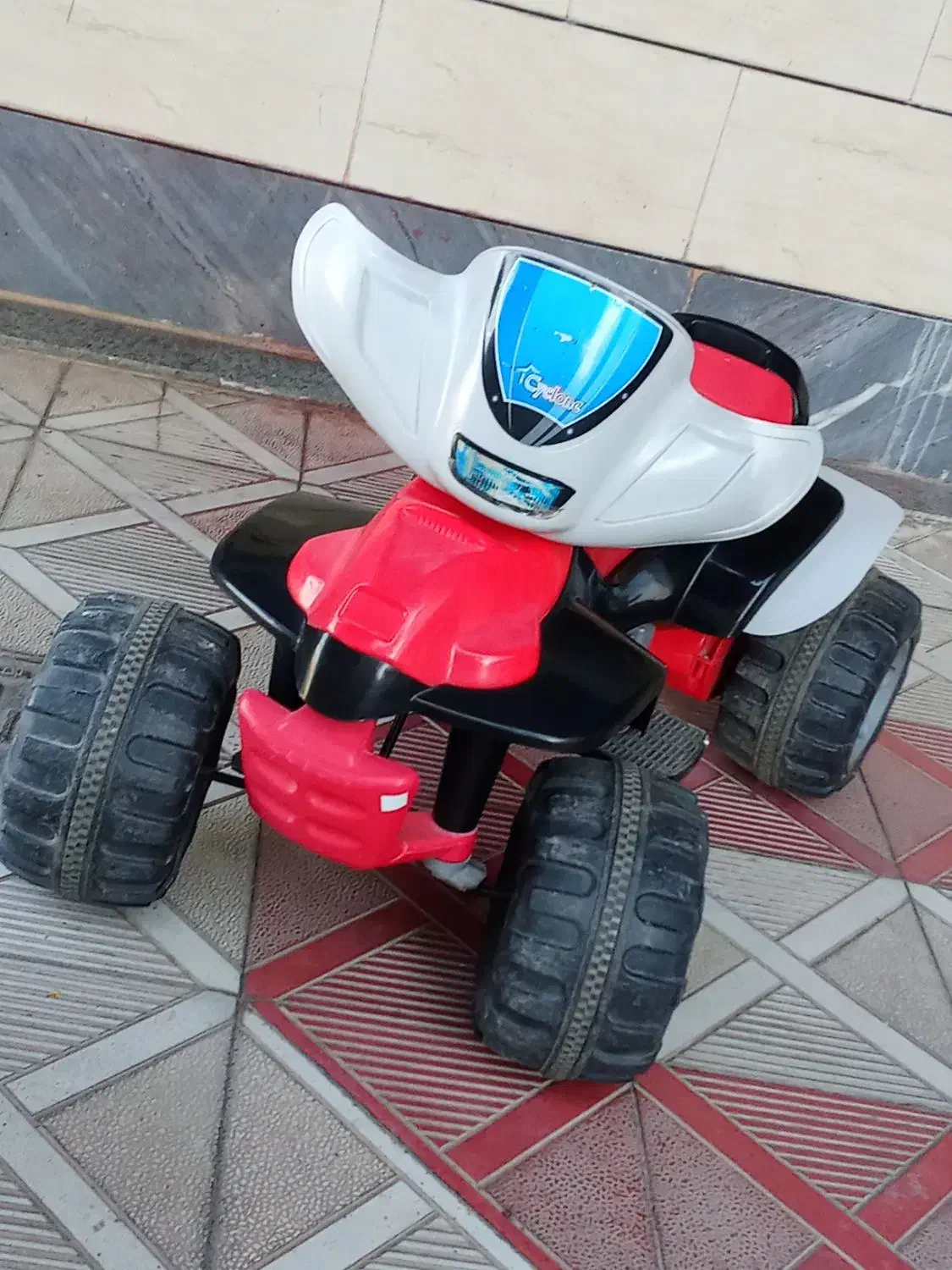 موتور شارژی چهار چرخ|اسباب‌بازی بچه|جلفا, |دیوار