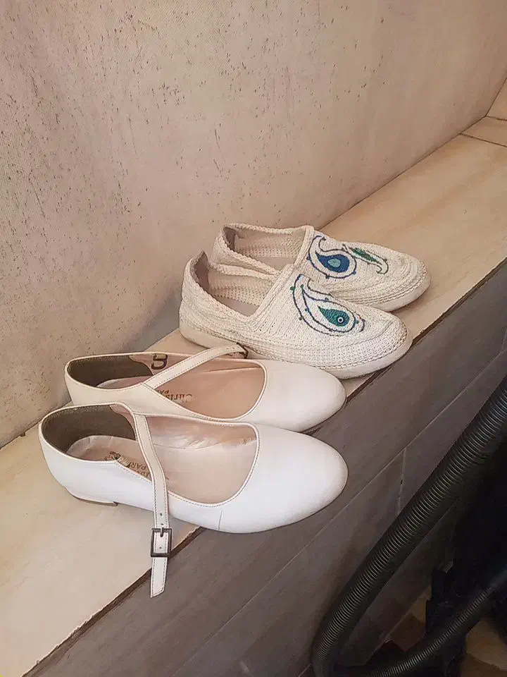 مفت گزاشتم|کیف، کفش، کمربند|رشت, سیا اسطلخ|دیوار