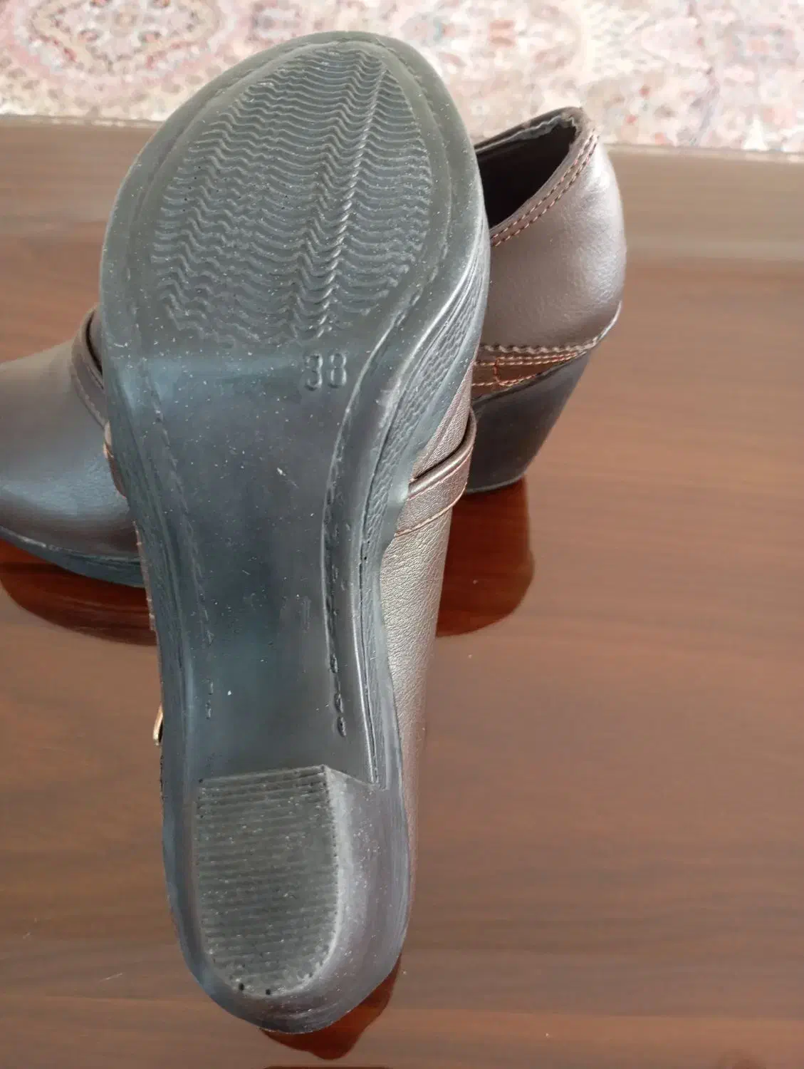 نیم بوت قهوه ای چرم معمولی|کیف، کفش، کمربند|کرج, باغستان|دیوار