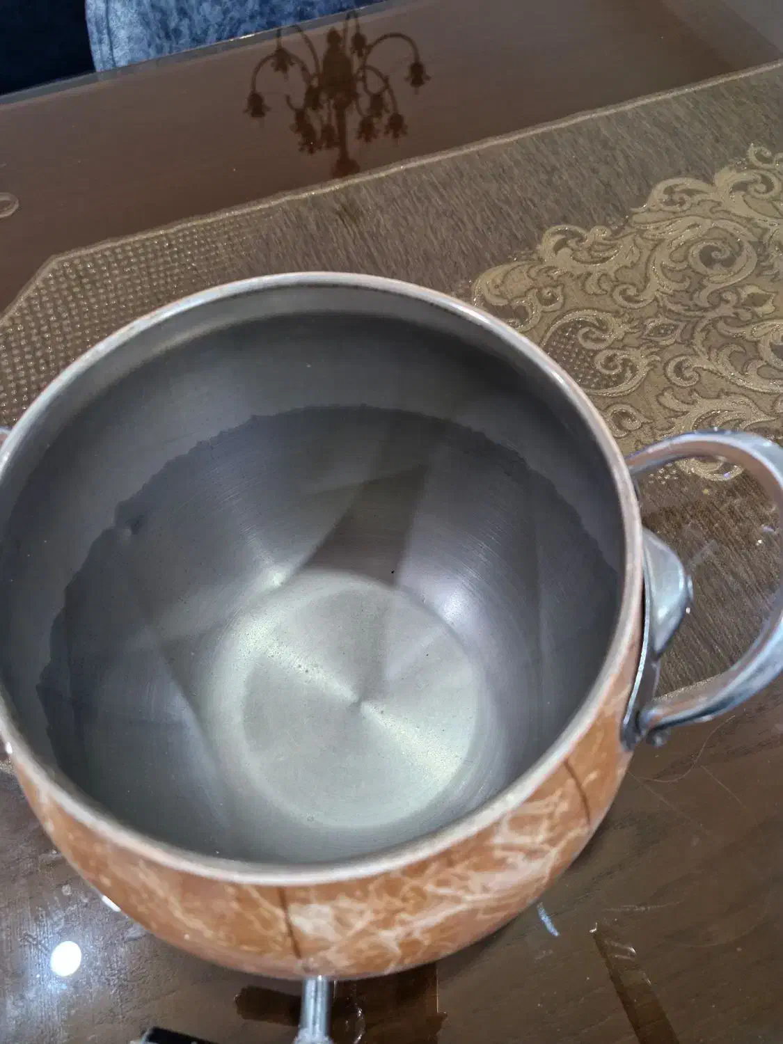 کتری|قوری، کتری، قهوه‌ساز دستی|پرند, فاز ۰|دیوار