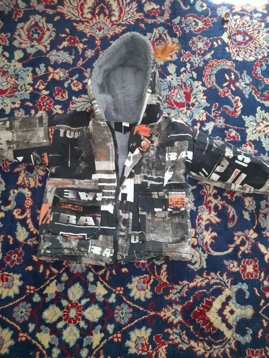 کاپشن بچگانه درحدنو|کفش و لباس بچه|سهند, |دیوار