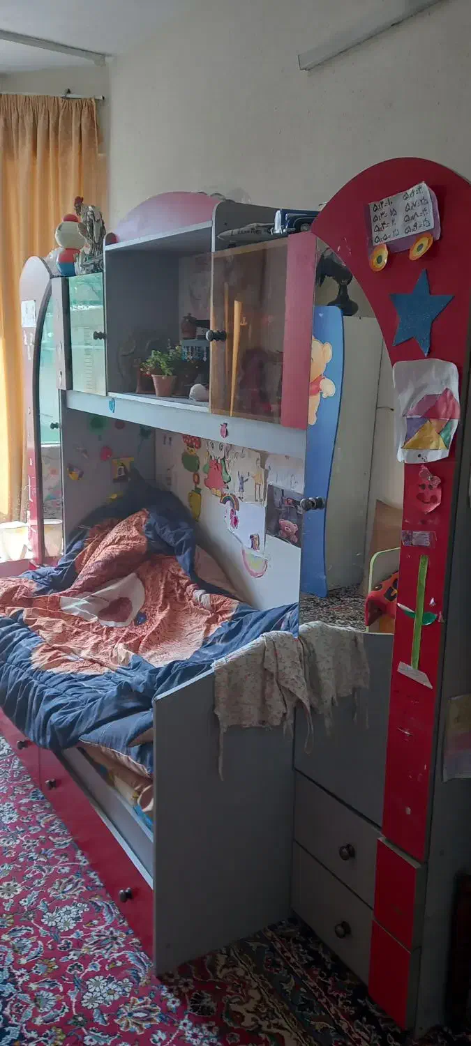 سرویس خواب|تخت و سرویس خواب|گلبهار, شهر جدید گلبهار|دیوار