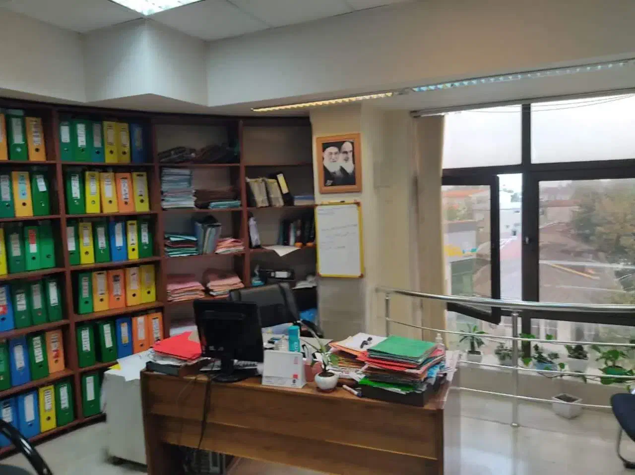 استخدام همکار بیمه ای در دفتر پیشخوان|استخدام اداری و مدیریت|لنگرود, |دیوار