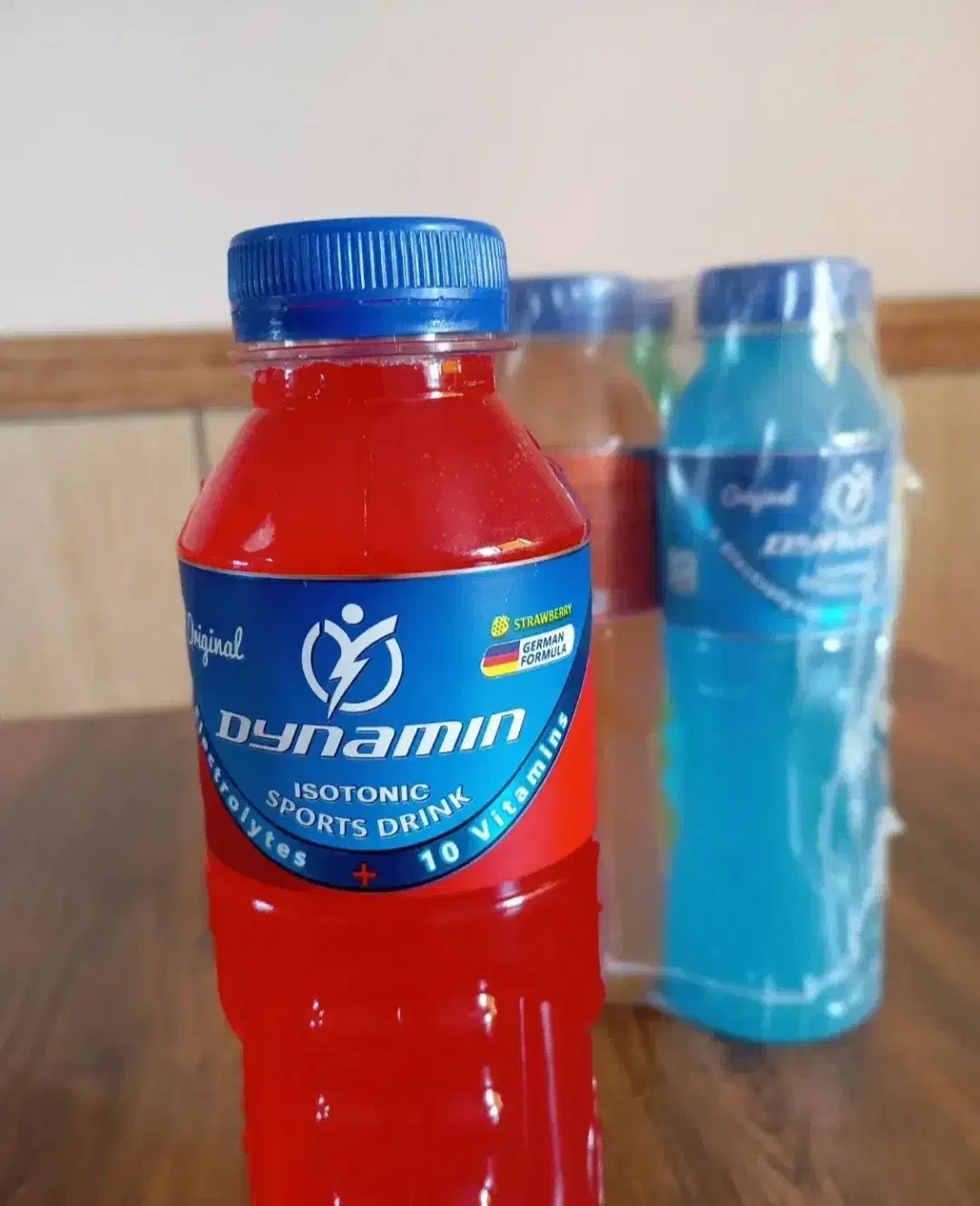 نوشیدنی داینامین|خوردنی و آشامیدنی|ساری, |دیوار