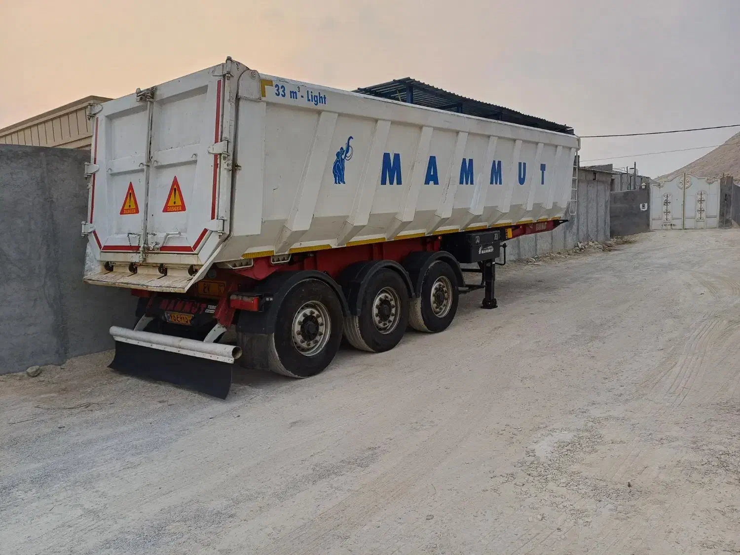 کمپرسی ماموت سه محور|خودرو سنگین|لامرد, |دیوار